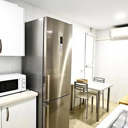 Deluxe Puerta De Almodovar *